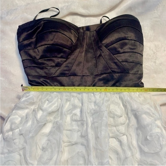 NEW Adrianna Papell Formal Gown Sz 3/4 Hailey Logan Dress Black Satin White Lace - Picture 15 of 16